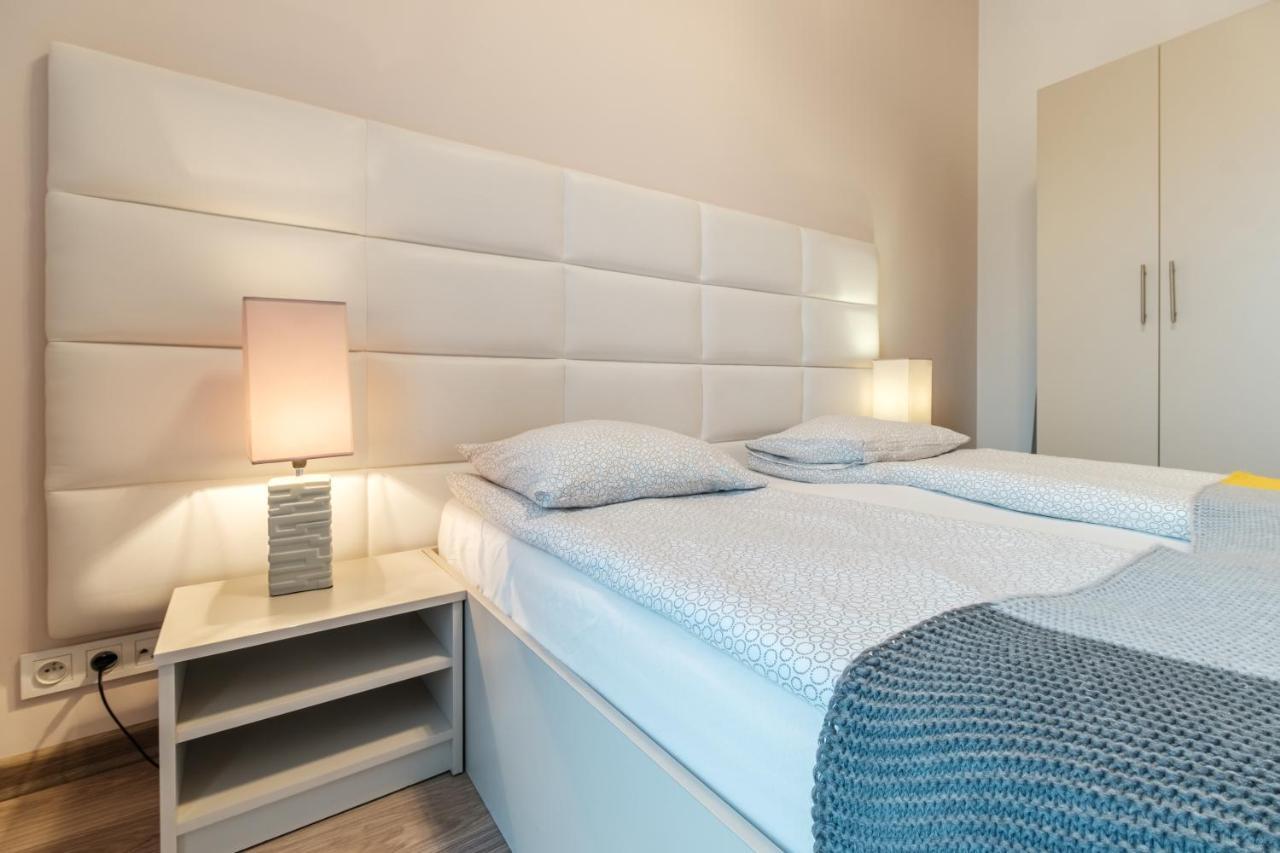 Warsaw Inside Apartments Екстер'єр фото